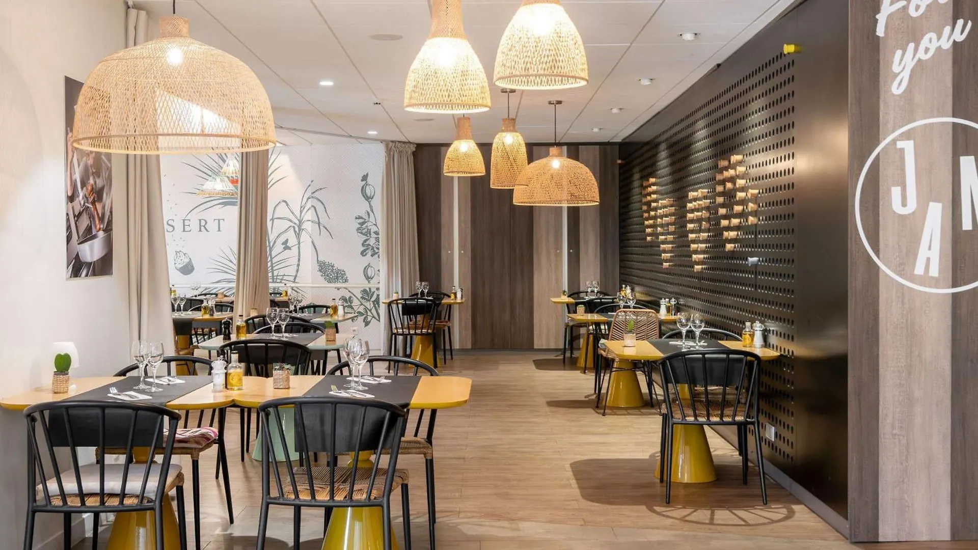 Mercure Antibes Sophia Antipolis Valbonne 4*,